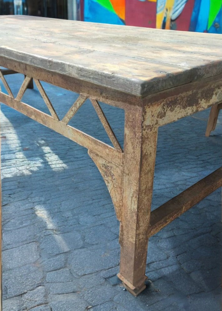 Table Établi en Acier et Bois – Vers 1900