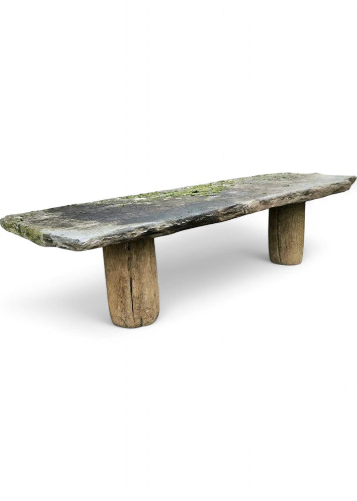 Grande Table Brutaliste en Ardoise