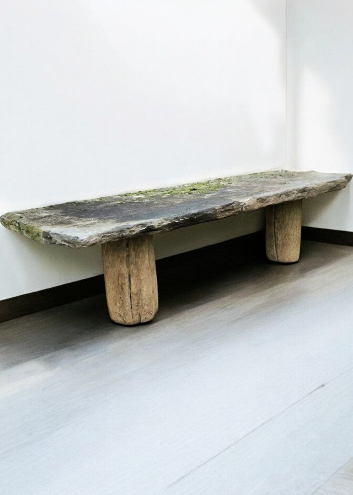 Grande Table Brutaliste en Ardoise