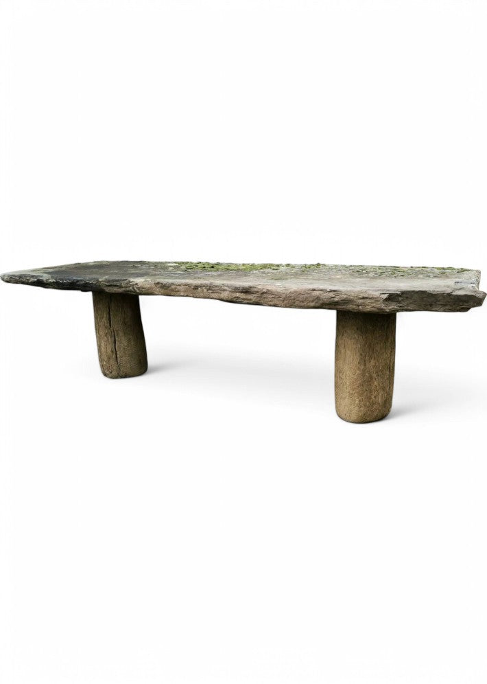 Grande Table Brutaliste en Ardoise