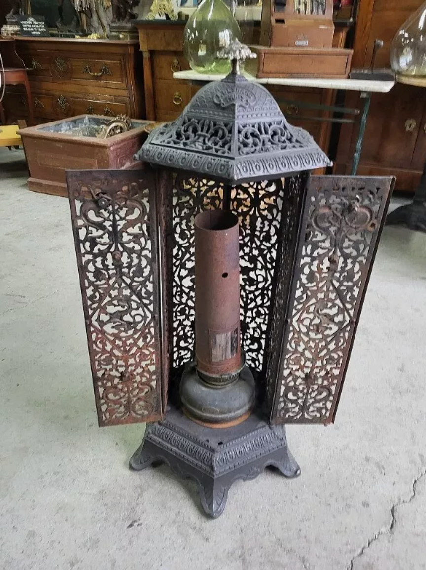 Lanterne extérieure en fonte de F. Besnard Paris