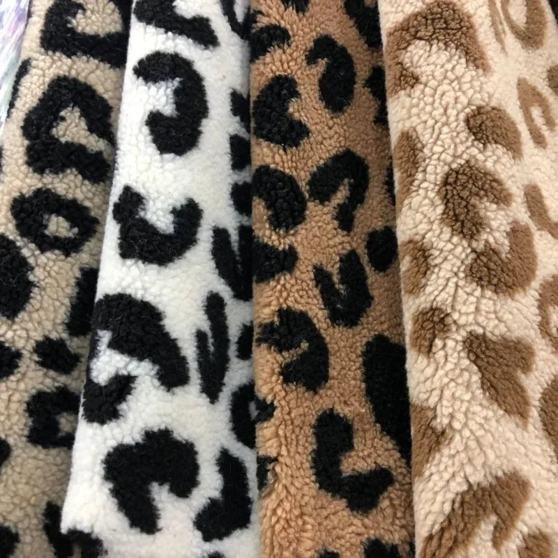 Tissu Jacquard en laine d'agneau imprimé léopard