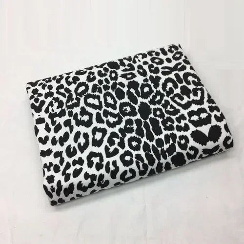 Tissu Jeans Imprimé Léopard "Élégance et Confort"