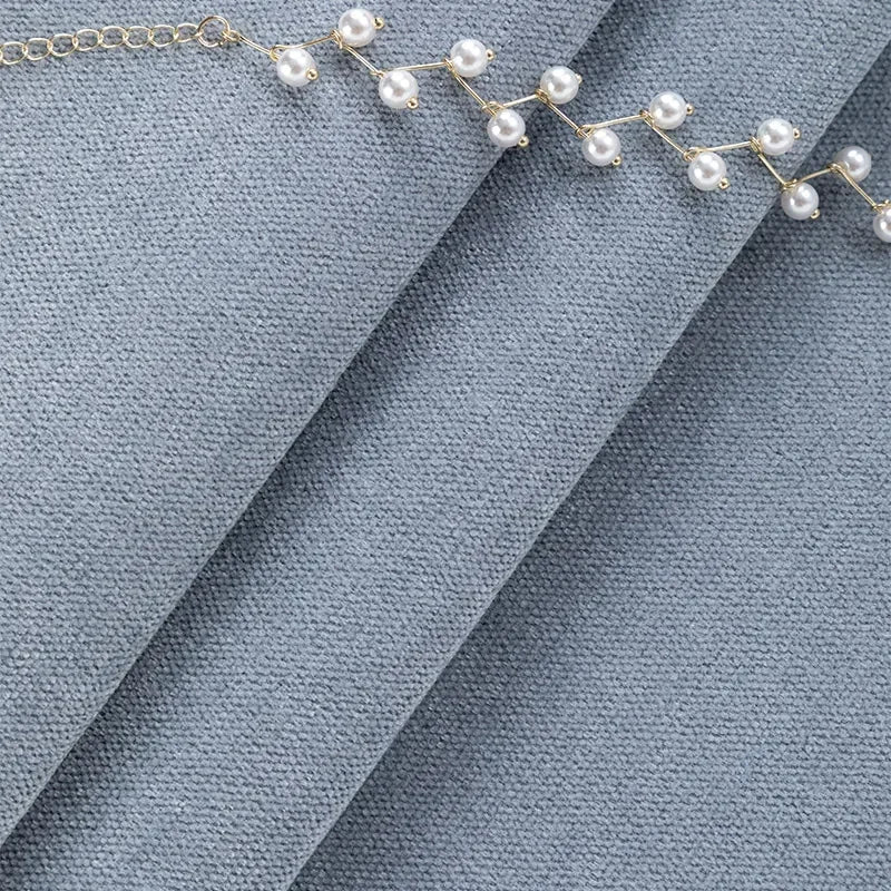 Tissu Chenille Uni Épais "Durabilité et Confort"