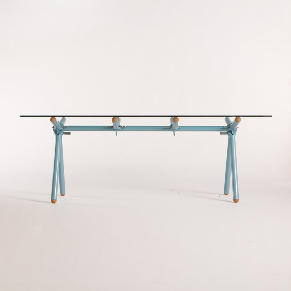 Table Clavex en Échafaudages Upcyclés, Modèle Réinventé