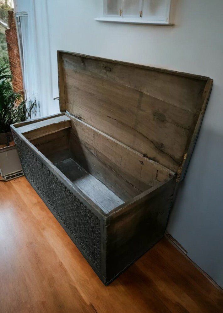 Ancien Coffre Art Populaire de Berger Cévenol du XVIIème Siècle - Ethic Atelier