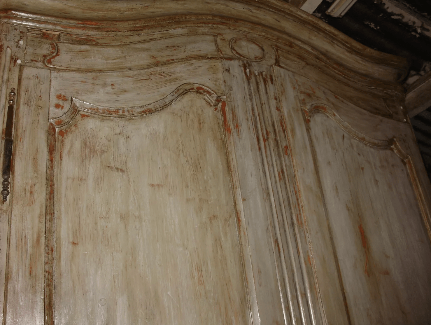 Armoire d'époque Transition Louis XV - Louis XVI Relookée - Ethic Atelier