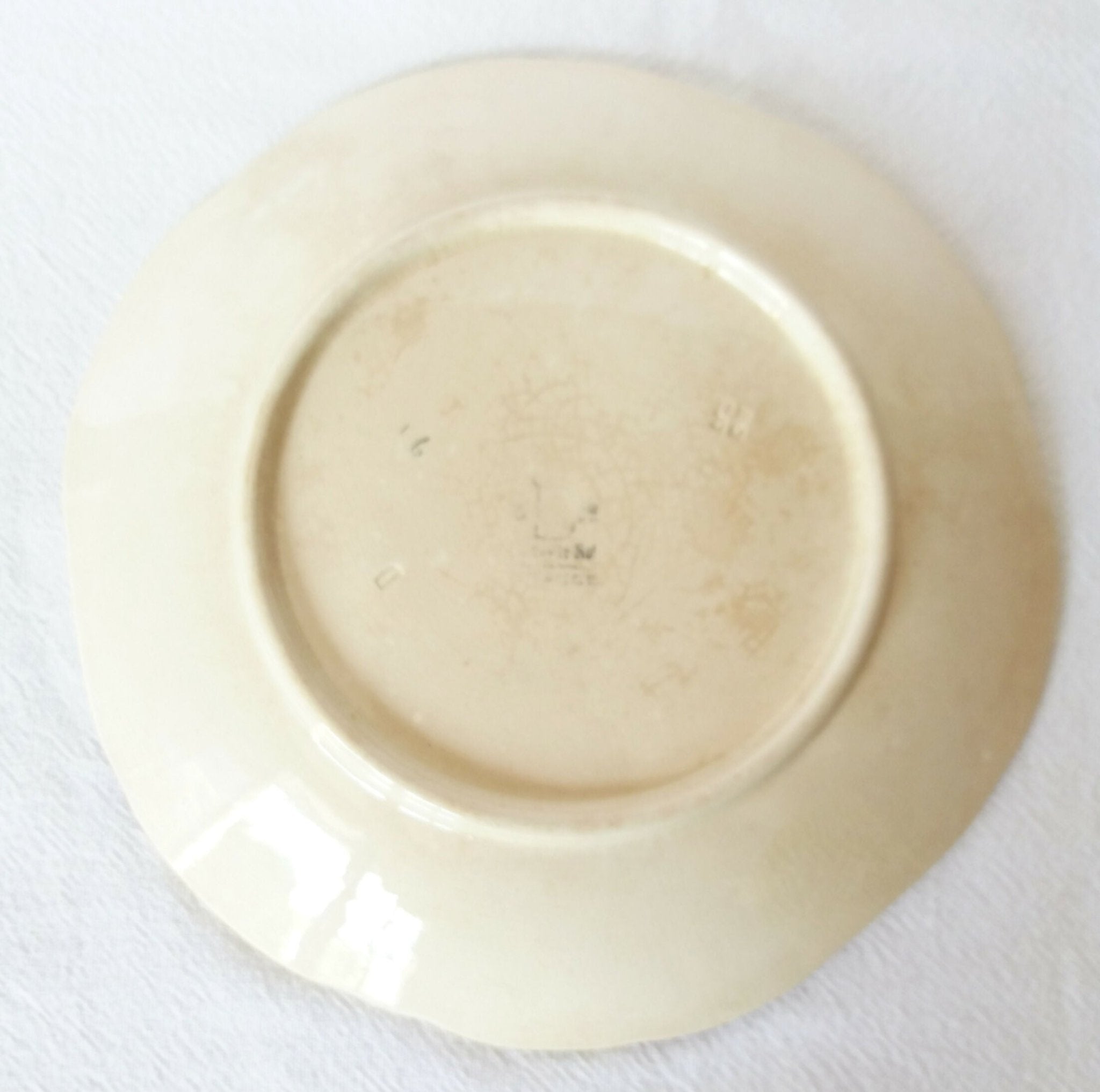 Assiettes en barbotine décor pomme - Choisy le Roi - Fin XIXe - Ethic Atelier