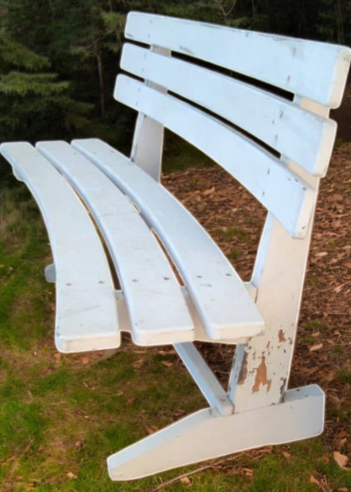 Banc de jardin en bois datant de 1950 - Ethic Atelier