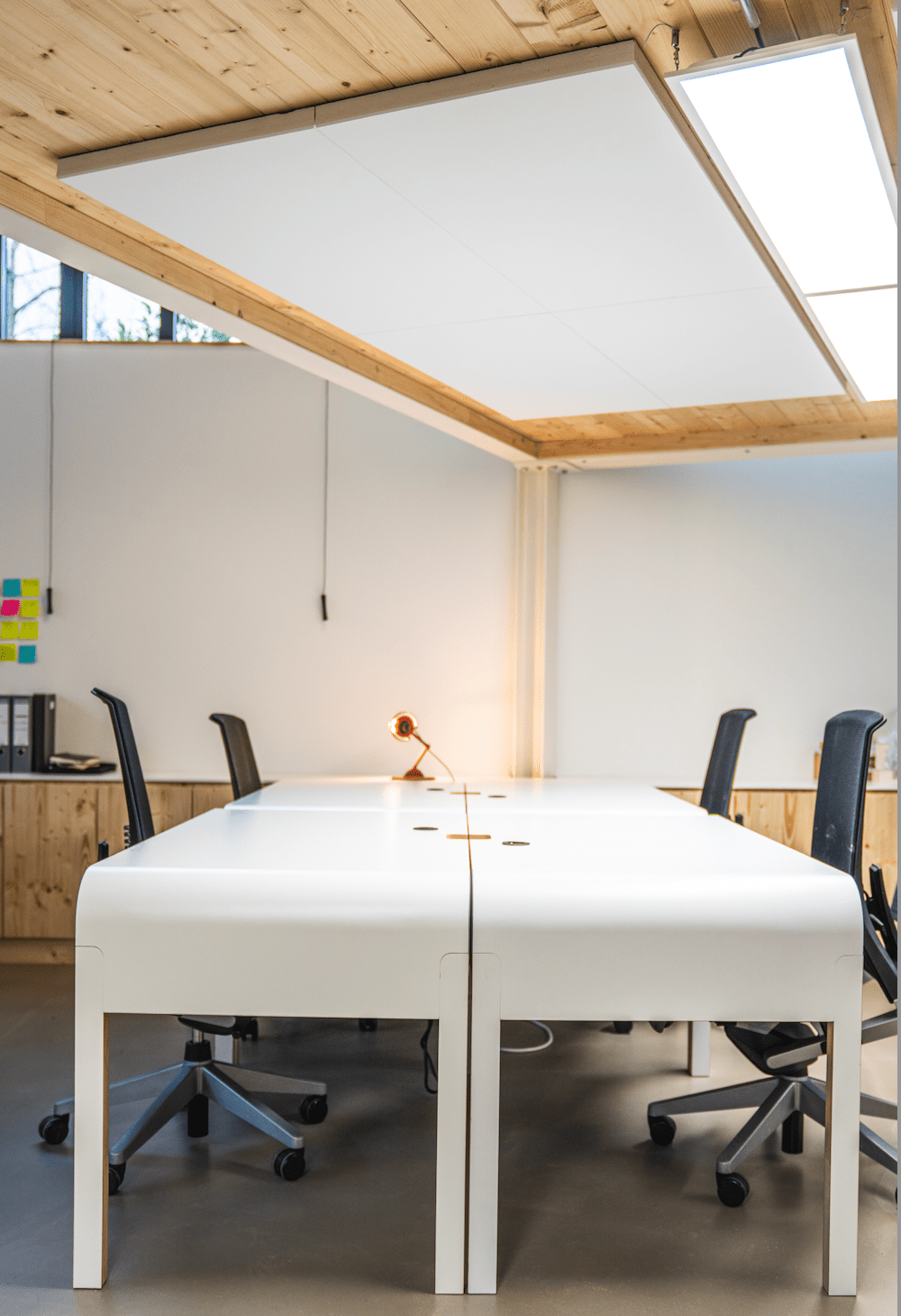 Bureau Bupo en Portes d'Immeubles Tertiaires Upcyclées - Ethic Atelier