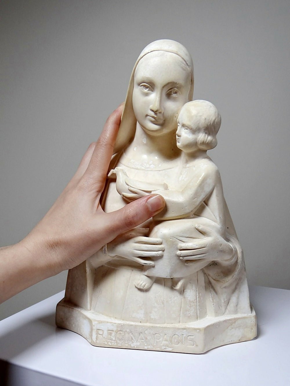 Buste Vierge à l'enfant plâtre ciré ancien style art déco PP Déposé - Ethic Atelier