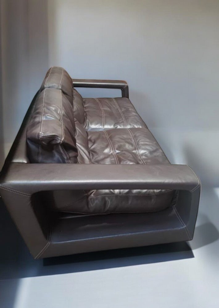 Canapé 4 Places en Cuir Marron Foncé Steiner par Pascal Daveluy – Modèle Ranelagh - Ethic Atelier