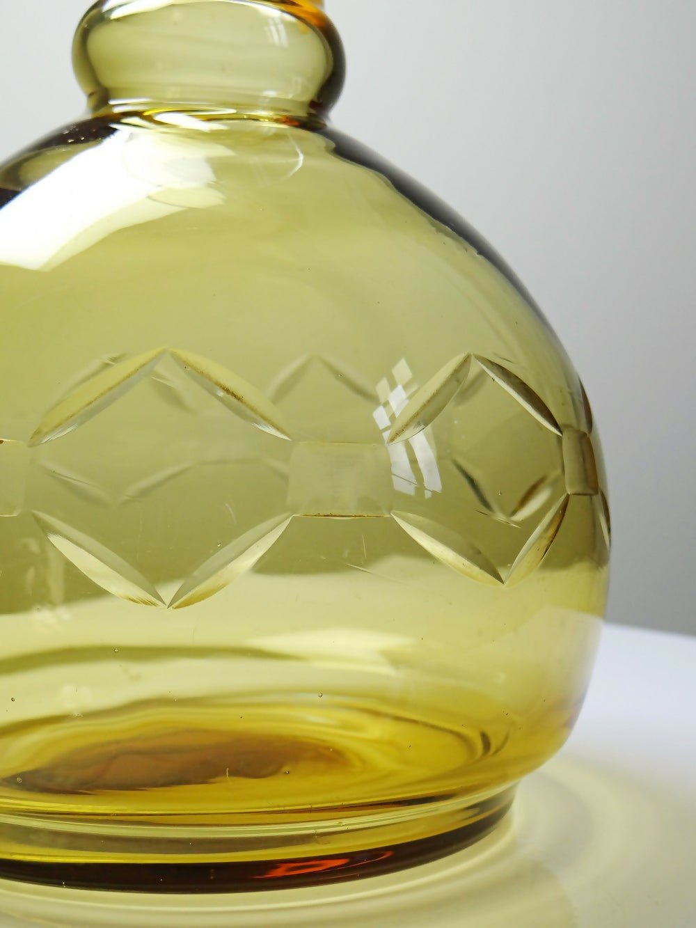 Carafe à décanter verre soufflé ciselé ambré Tchèque vintage/ancienne - Ethic Atelier