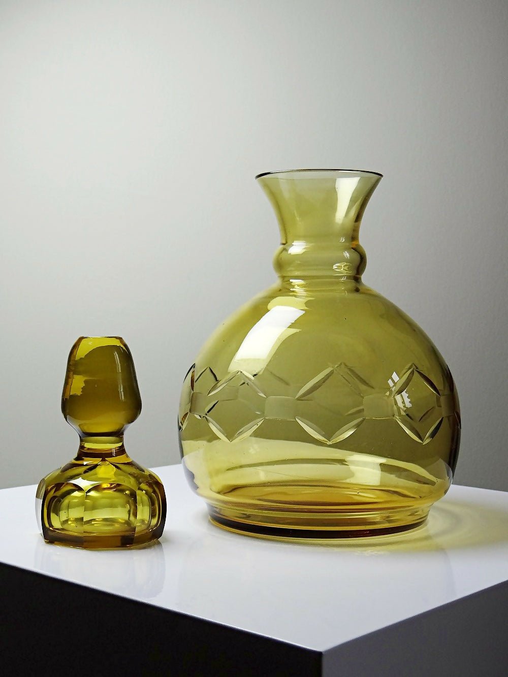 Carafe à décanter verre soufflé ciselé ambré Tchèque vintage/ancienne - Ethic Atelier