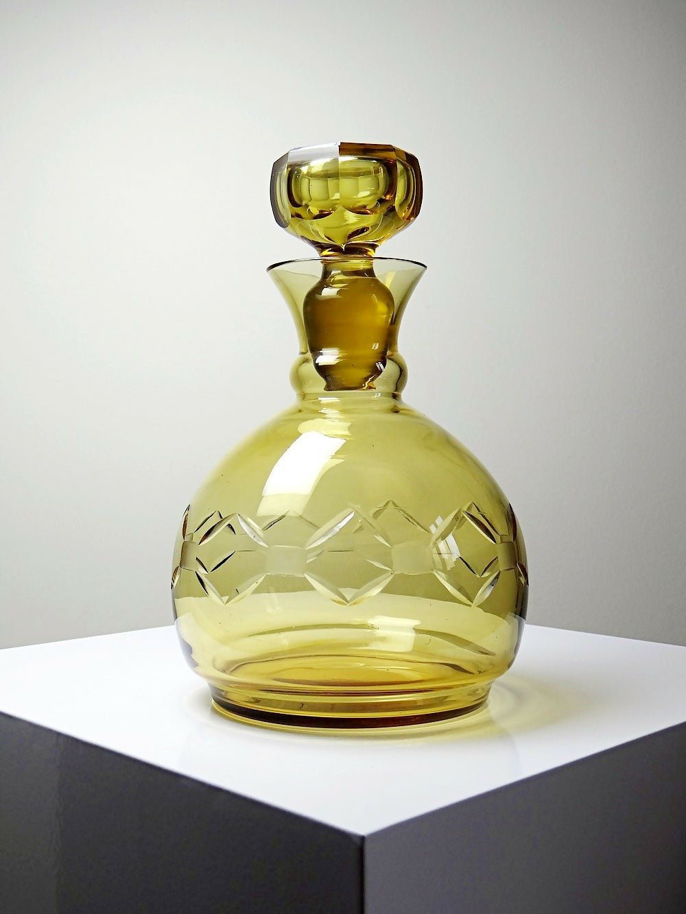 Carafe à décanter verre soufflé ciselé ambré Tchèque vintage/ancienne - Ethic Atelier