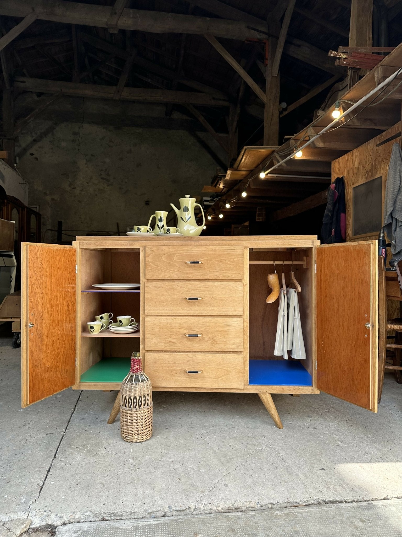 Caroline, Buffet vintage pieds compas - Ethic Atelier