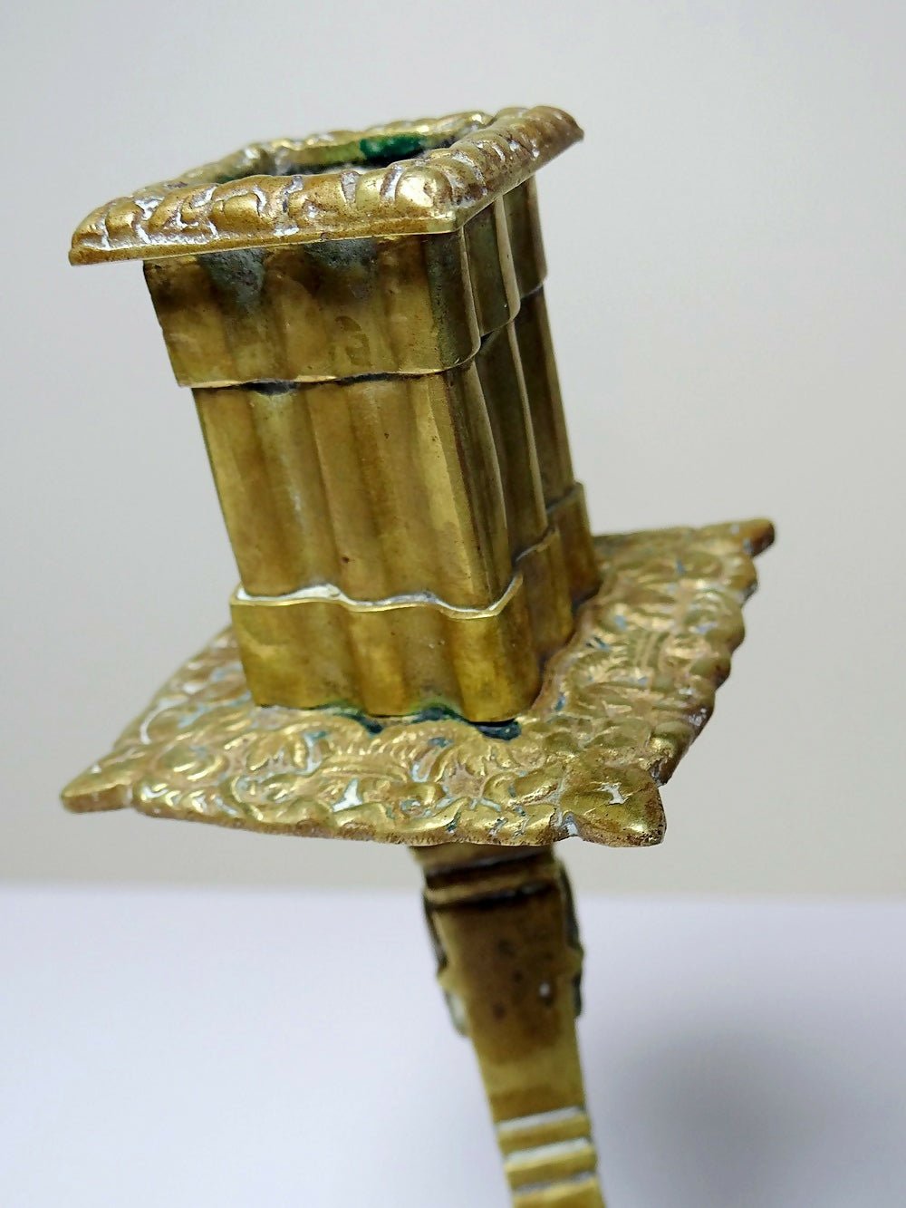 Chandelier mural 2 flammes style Haute Epoque XIXe bronze doré "à la financière" - Ethic Atelier