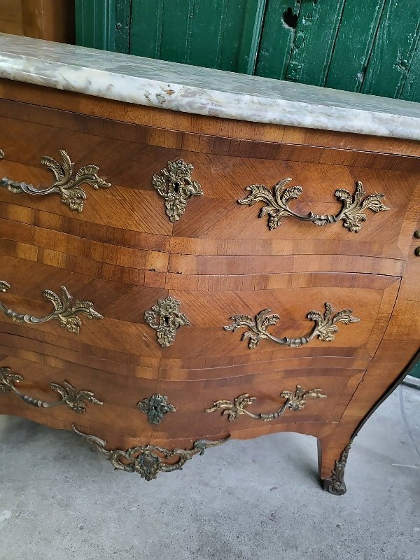 Commode en bois de rose de style Louis XV - Ethic Atelier