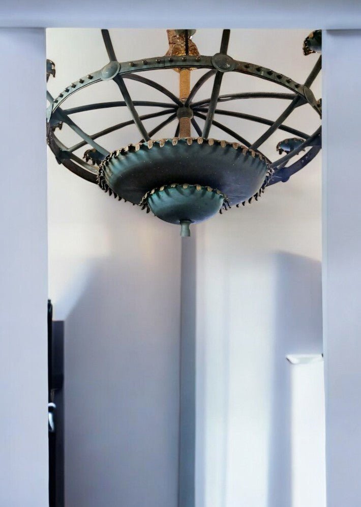 Énorme lustre en Acier à Patine Bronze du casino de Cassis 1980 - Ethic Atelier