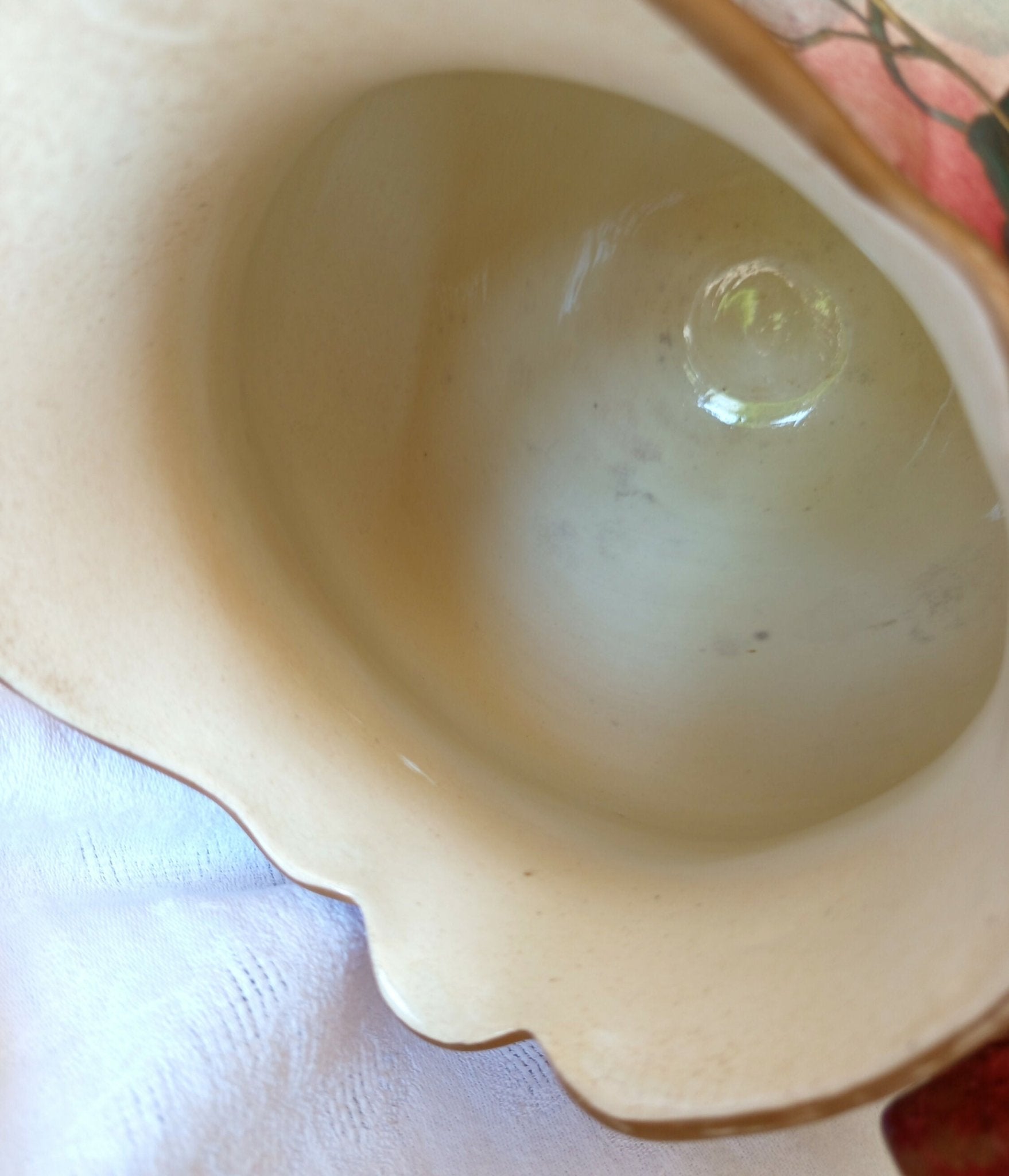 Grand broc décor clématites polychrome - Fin XIXe début XXe - Ethic Atelier