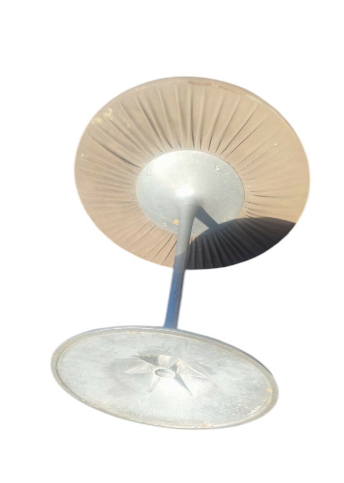 Guéridon pied tulipe en aluminium dans le Goût d'Eero Saarinen vers 1970 - Ethic Atelier