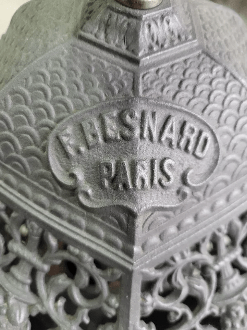 Lanterne extérieure en fonte de F. Besnard Paris - Ethic Atelier