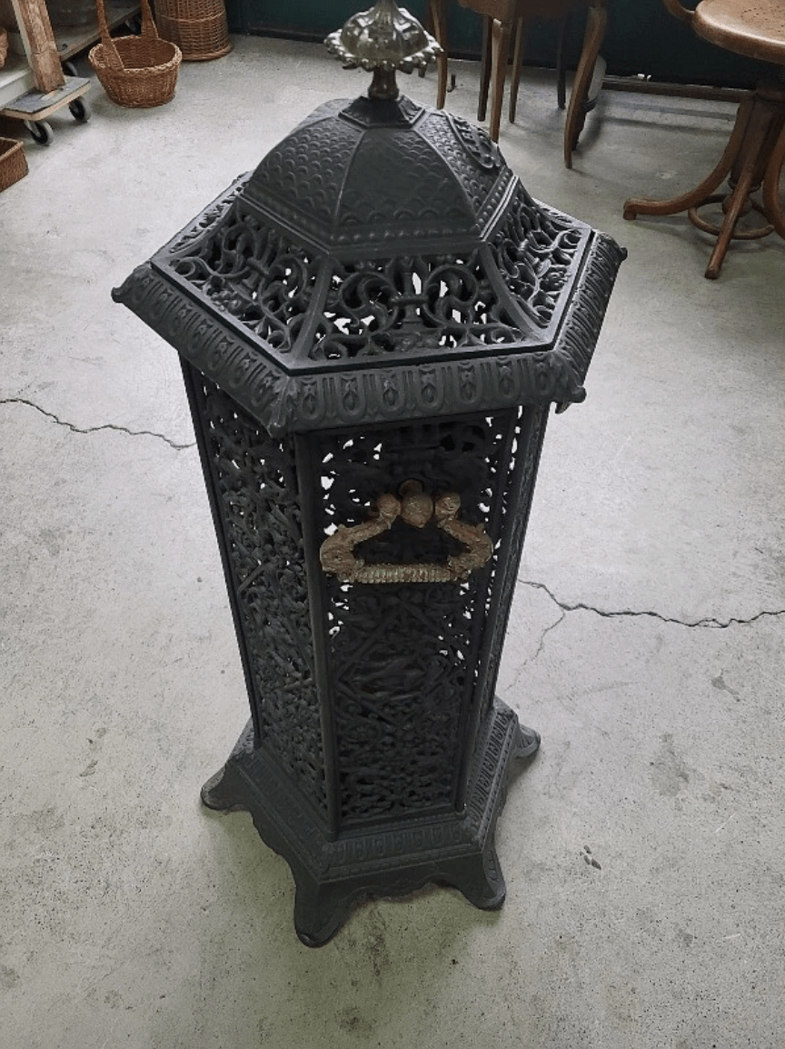 Lanterne extérieure en fonte de F. Besnard Paris - Ethic Atelier