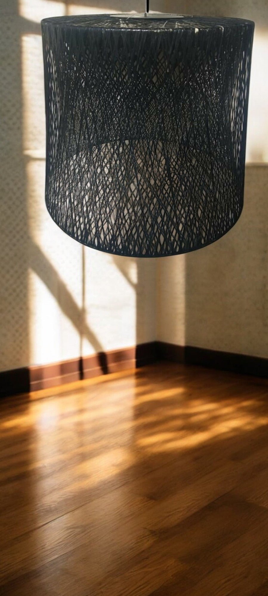 Lustre en résine par Jordi VILLARDELL - Ethic Atelier