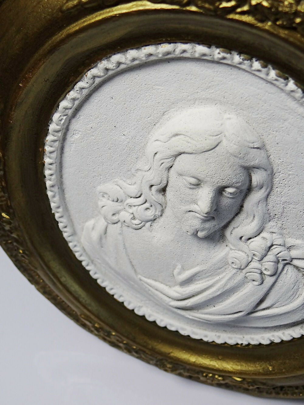 Médaillon mural religieux Christ plâtre ancien XIXe style Louis XVI XIXe - Ethic Atelier