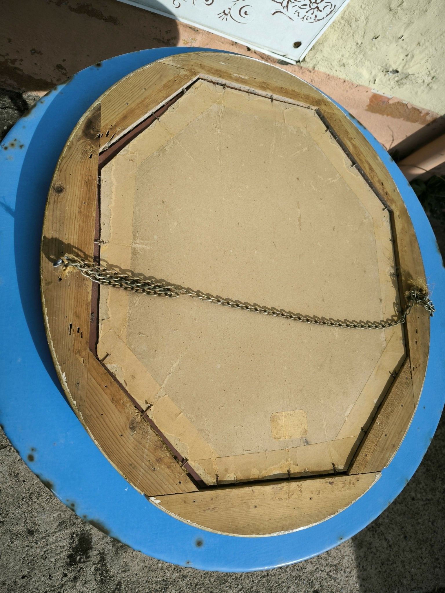 Miroir ovale doré à la feuille vers 1850 - Ethic Atelier