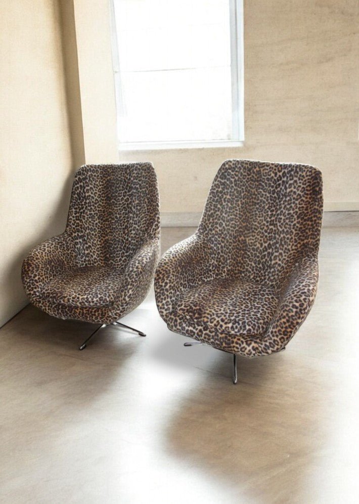 Paire de fauteuils œuf sur pieds étoiles en métal chromé de 1973 - Ethic Atelier