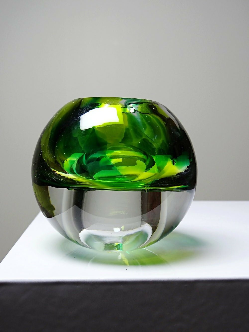 Petite lampe à huile ou soliflore globe en verre vintage style Sommerso/Seguso - Ethic Atelier