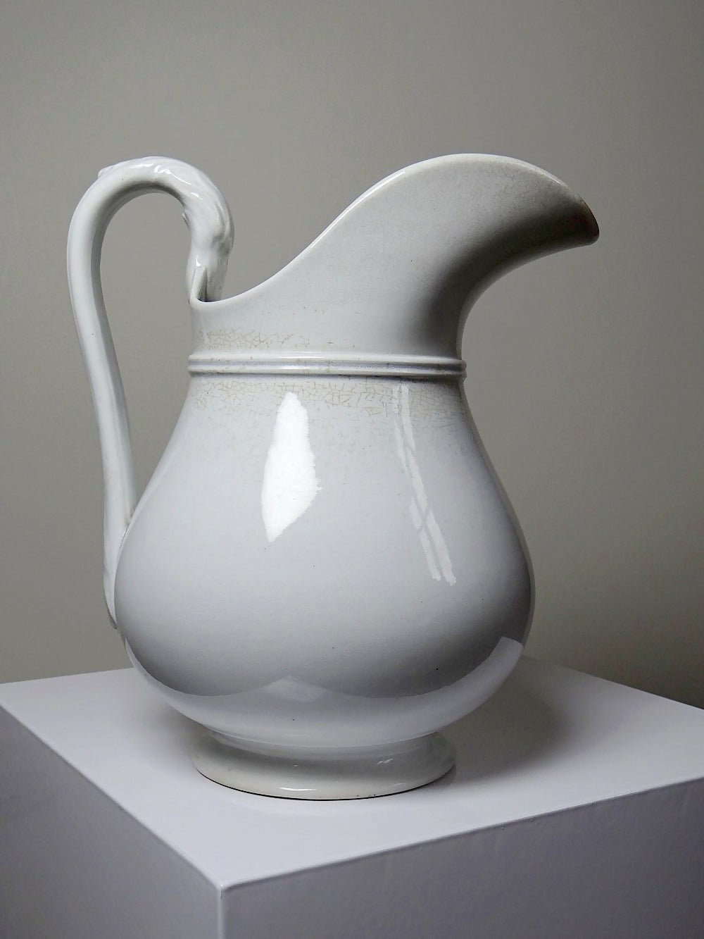 Pichet broc de toilette en faïence blanche ancienne Pexonne France - Ethic Atelier