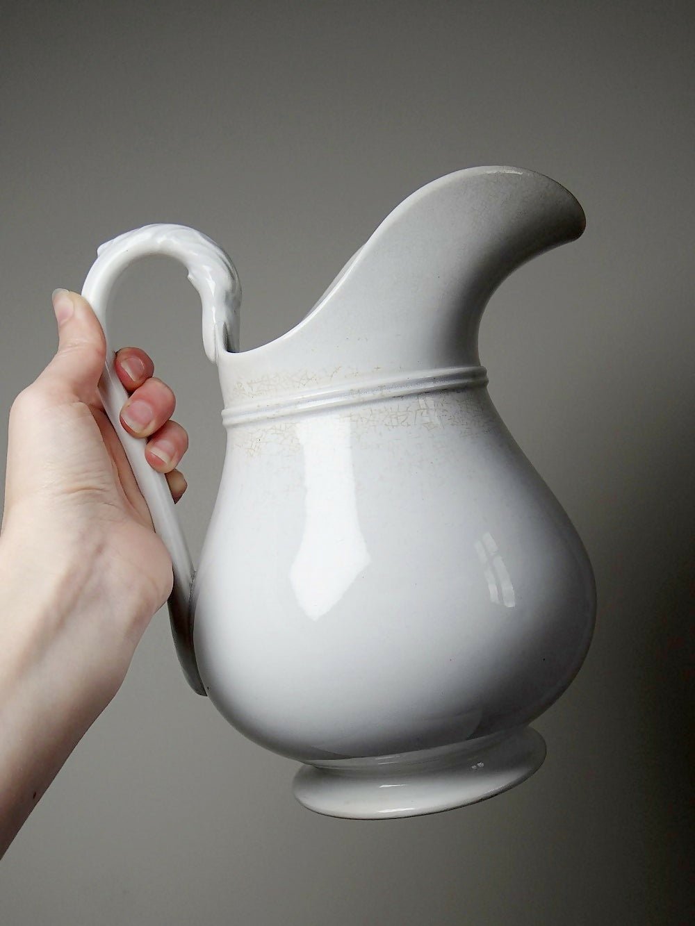 Pichet broc de toilette en faïence blanche ancienne Pexonne France - Ethic Atelier