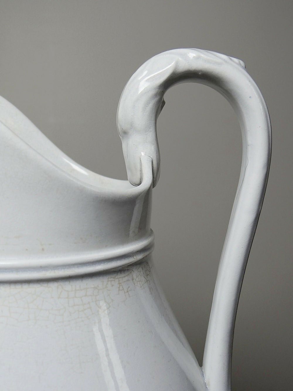 Pichet broc de toilette en faïence blanche ancienne Pexonne France - Ethic Atelier