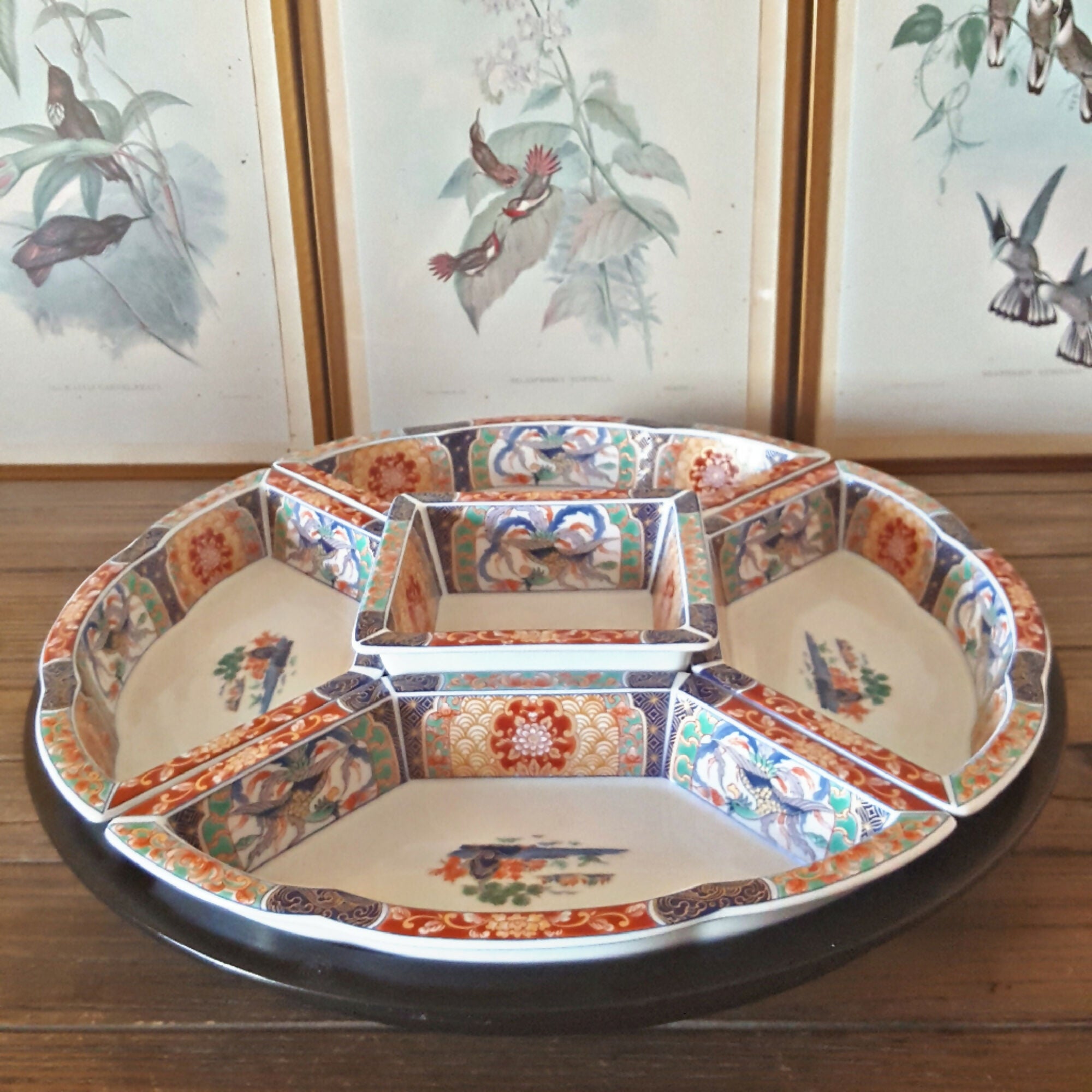 Plateau tournant en porcelaine du Japon, décor d'oiseaux et fleurs - Ethic Atelier