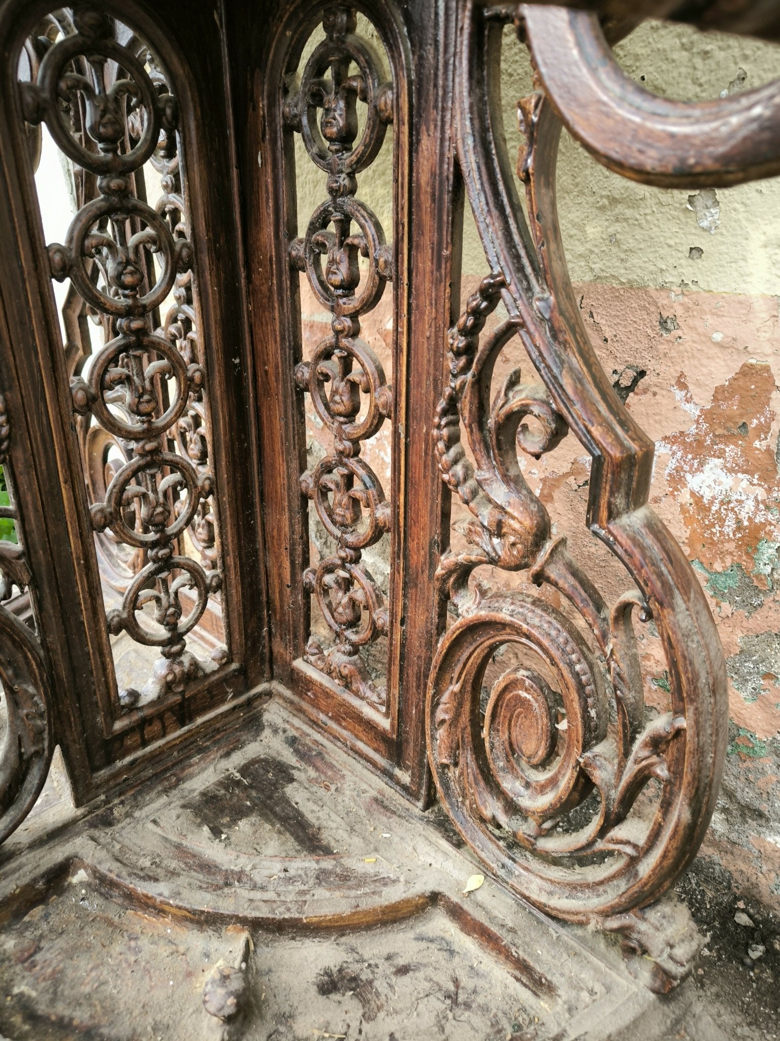 Porte manteaux de vestibule en fonte Alfred COURNEAU 1895 - Ethic Atelier