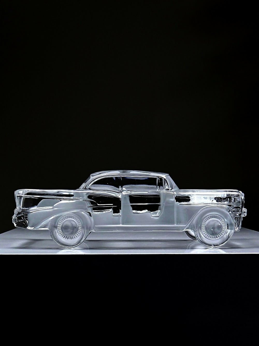 Presse papier vintage grosse voiture Chevrolet Bel Air 1957 en cristal - Ethic Atelier
