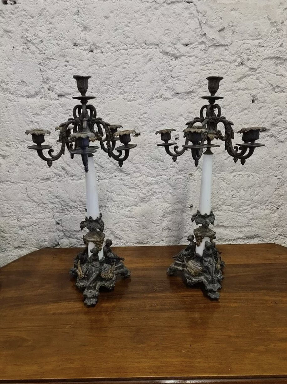 Superbe Paire de Chandeliers Candélabres en Régule Bronze et Porcelaine - Ethic Atelier