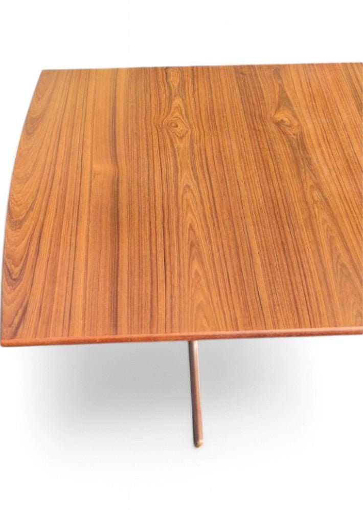 Table à manger en teck, conçue par Victor Wilkins pour G. Plan vers 1960 - Ethic Atelier