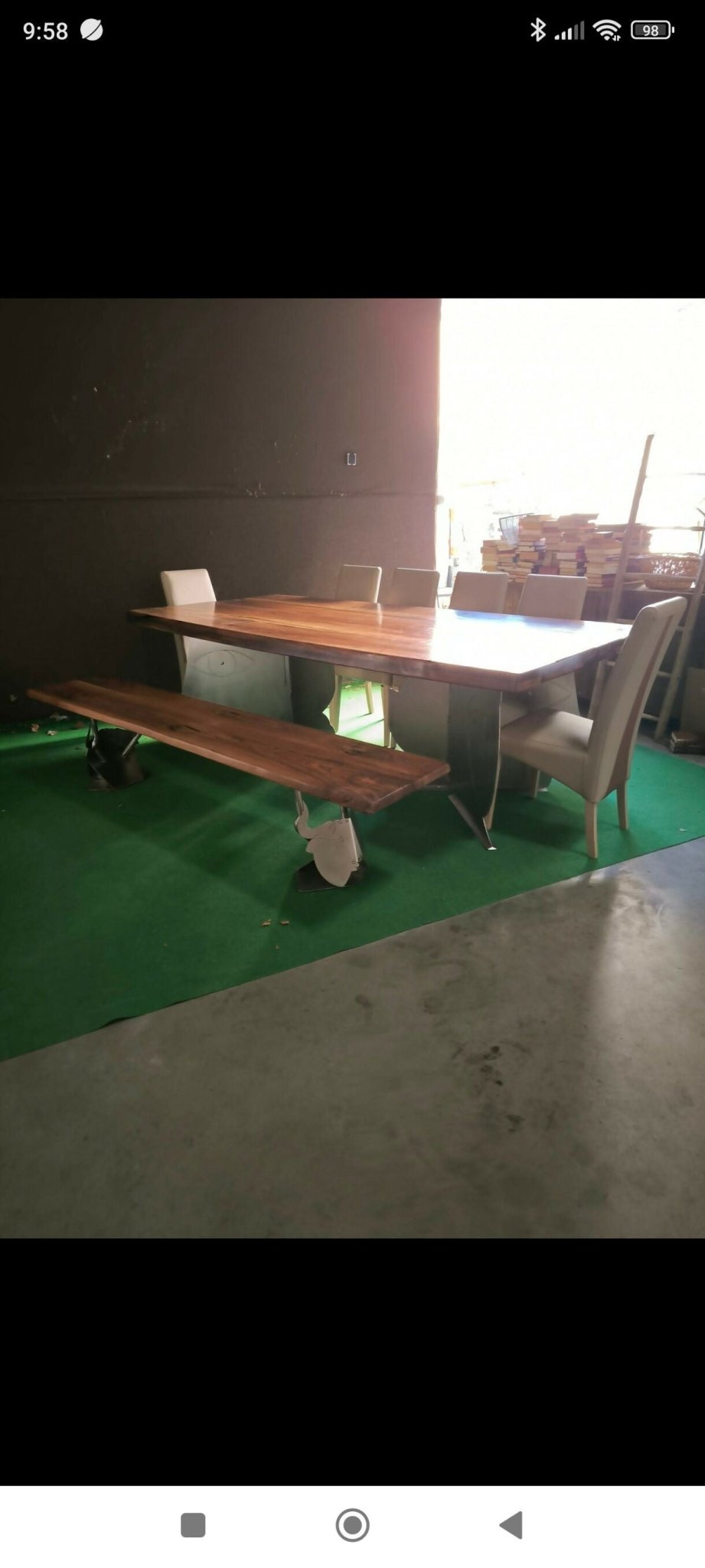 Table artistique en noyer et acier avec son banc et 6 chaises cuir - Ethic Atelier