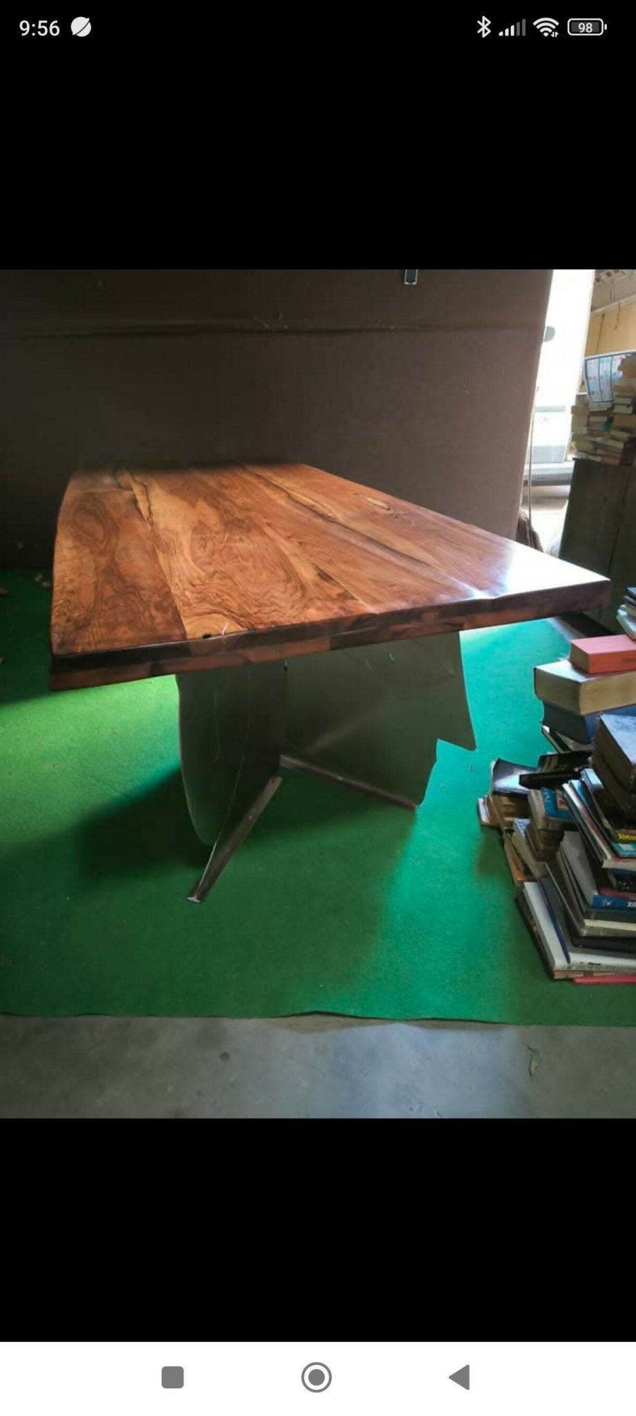 Table artistique en noyer et acier avec son banc et 6 chaises cuir - Ethic Atelier