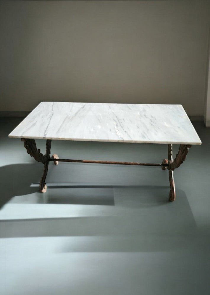 Table basse cols de cygnes fonte et marbre - Ethic Atelier
