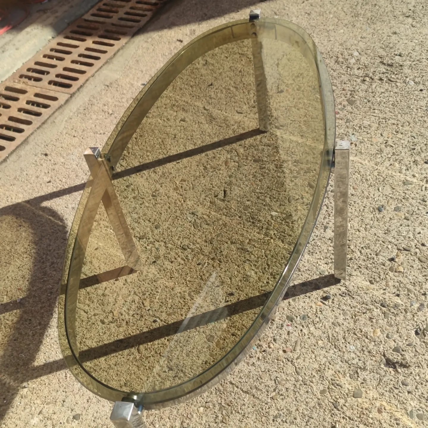 Table Basse Elliptique Vintage en Acier Chromé et Verre Fumé - Années 70 - Ethic Atelier