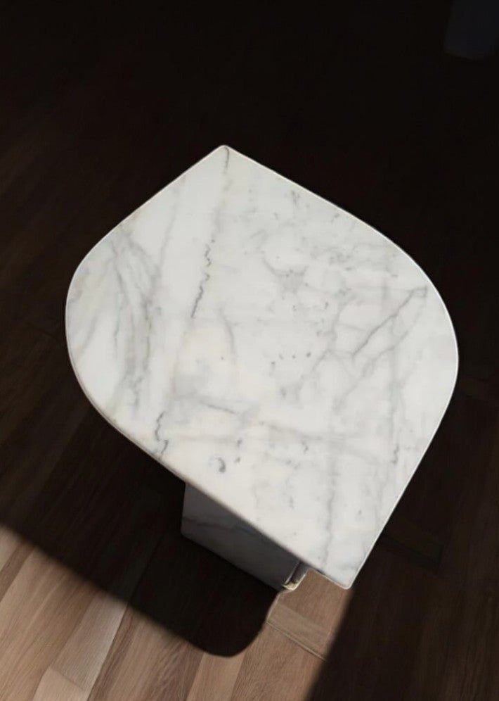 Table basse en marbre de Carrare blanc datant de 1970 - Ethic Atelier