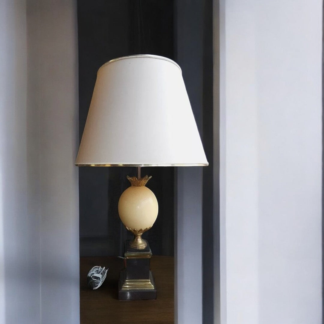 Magnifique Lampe Œuf d'Autruche - Maison Charles