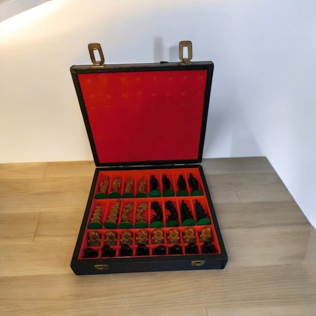 Coffret de Jeu d'Échecs de 32 Pièces en Résine