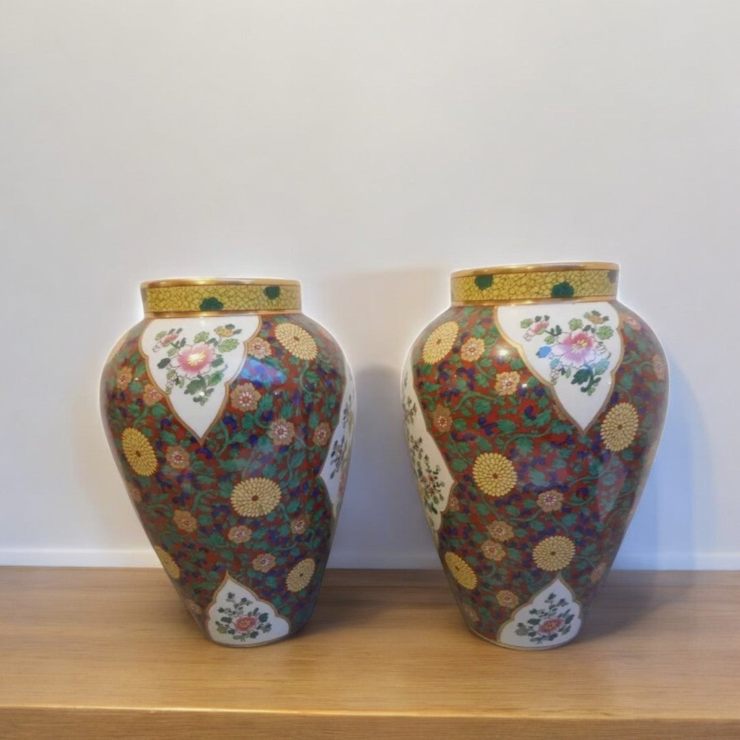 Superbe et Grande Paire de Vases Limoges B & Cie en Faïence Peinte et Dorée