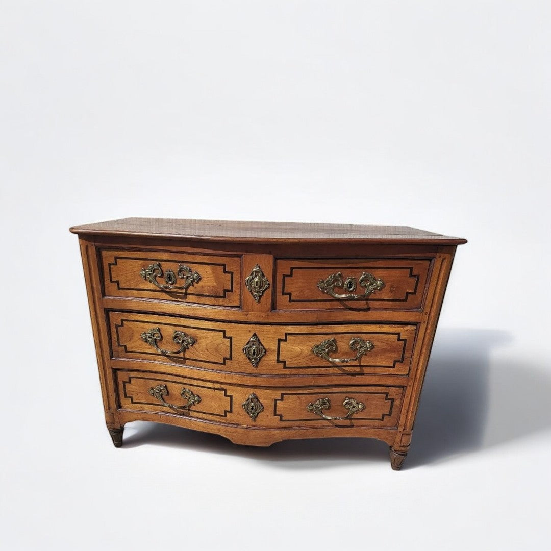 Exceptionnelle Commode Transition Louis XV Louis XVI en Merisier Massif - XVIIIe Siècle