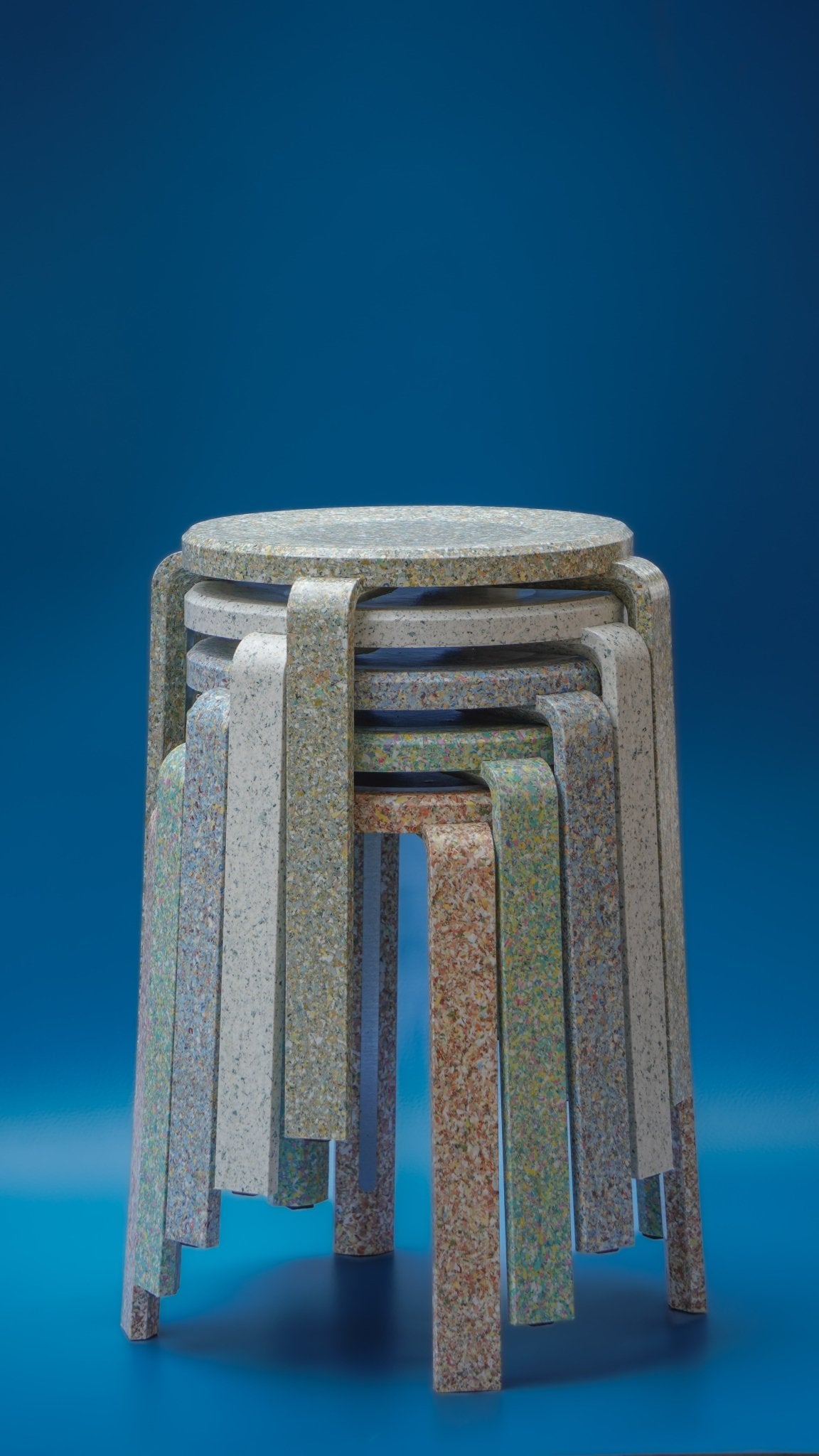 Tabouret Billex en Broyat de Billets de Banque Upcyclés - Ethic Atelier